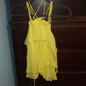 Bright yellow of the shoulder top